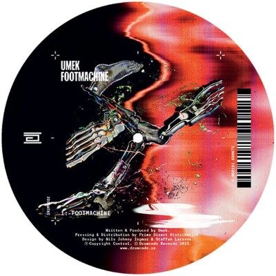 Dark Clouds Ft Heerhorst And Peter Pahn Footmachine