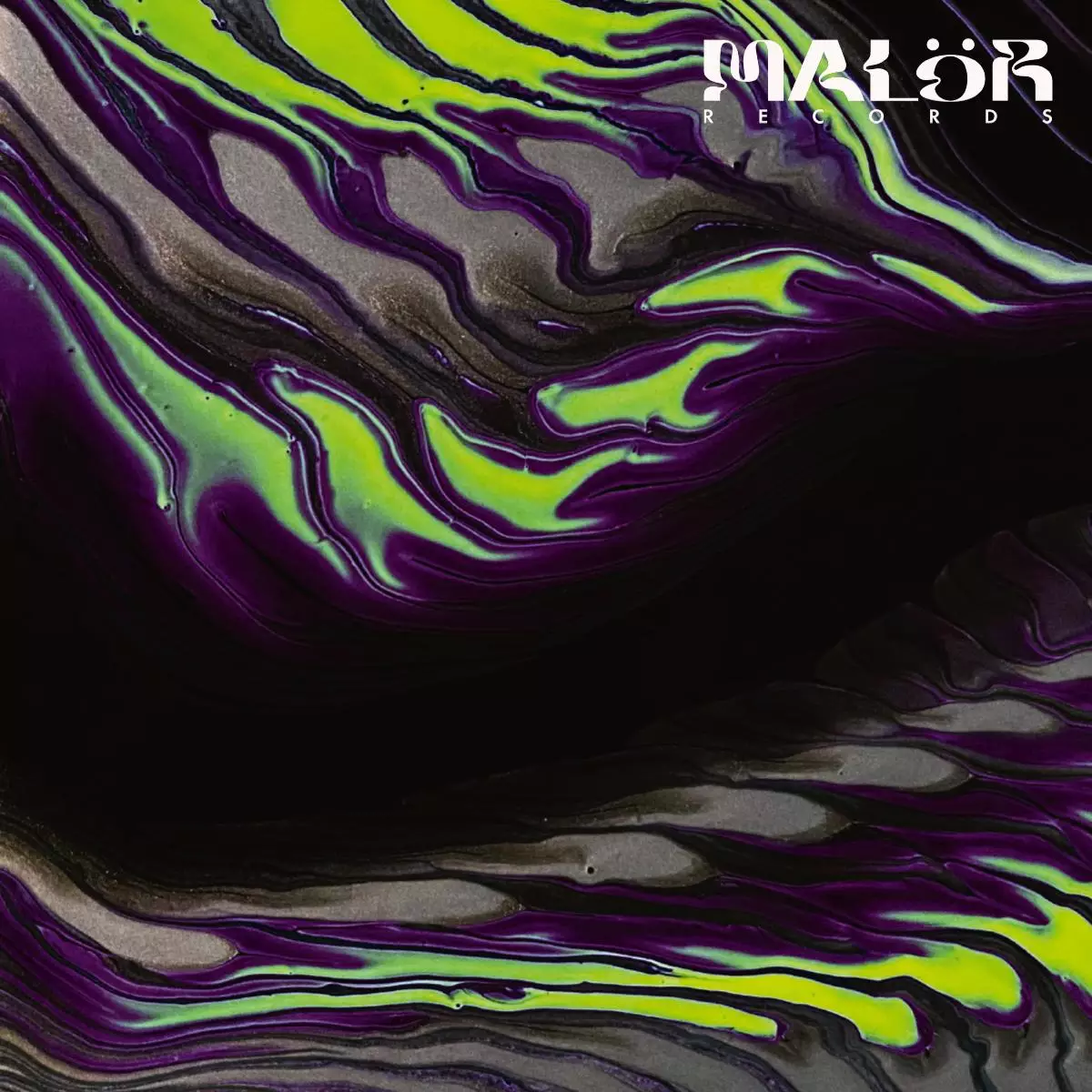 MLRVNL005-FRONTCOVER Contrast