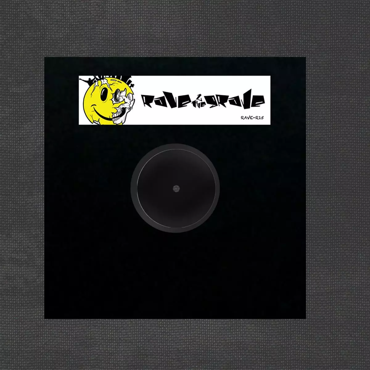 RAVE-R15-FRONTCOVER Closer 2 / Still Love U